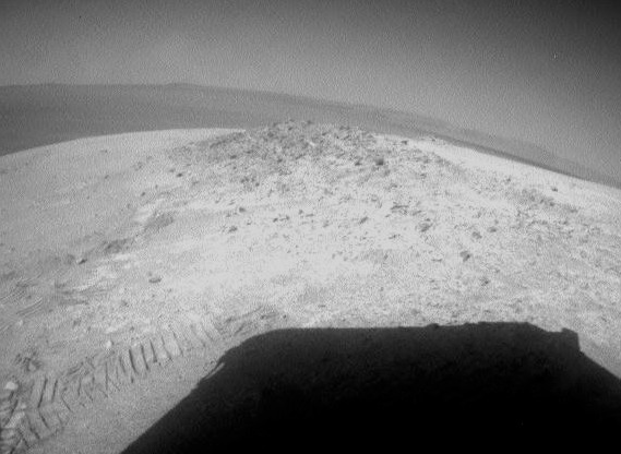 Mars Rover Opportunity Survives Harsh Martian Winter to Rove Again